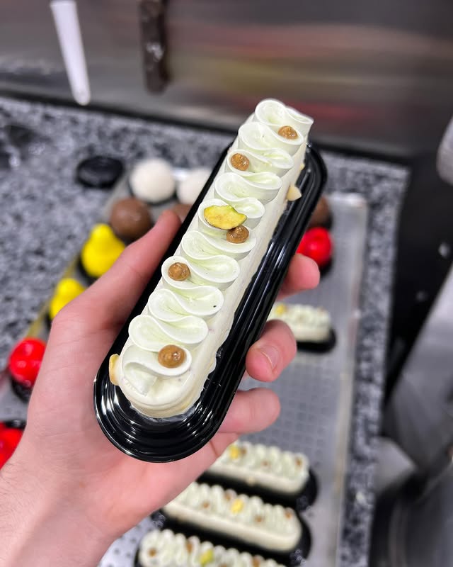 Finger pistache