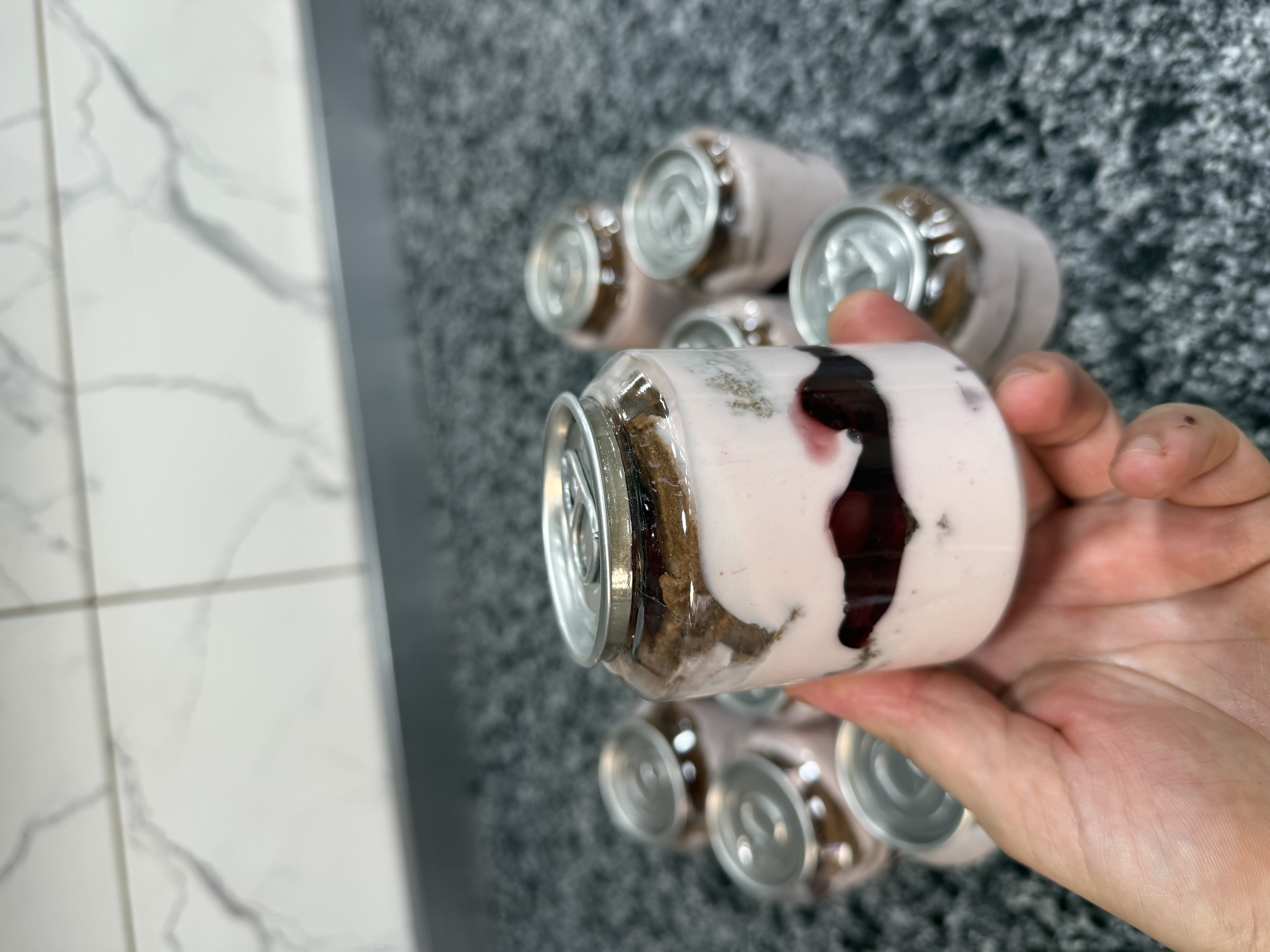 Can cake cerise 🍒